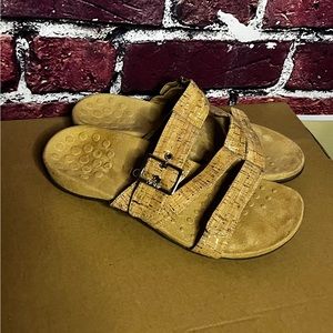 Bionic Tan Sandal Size 8